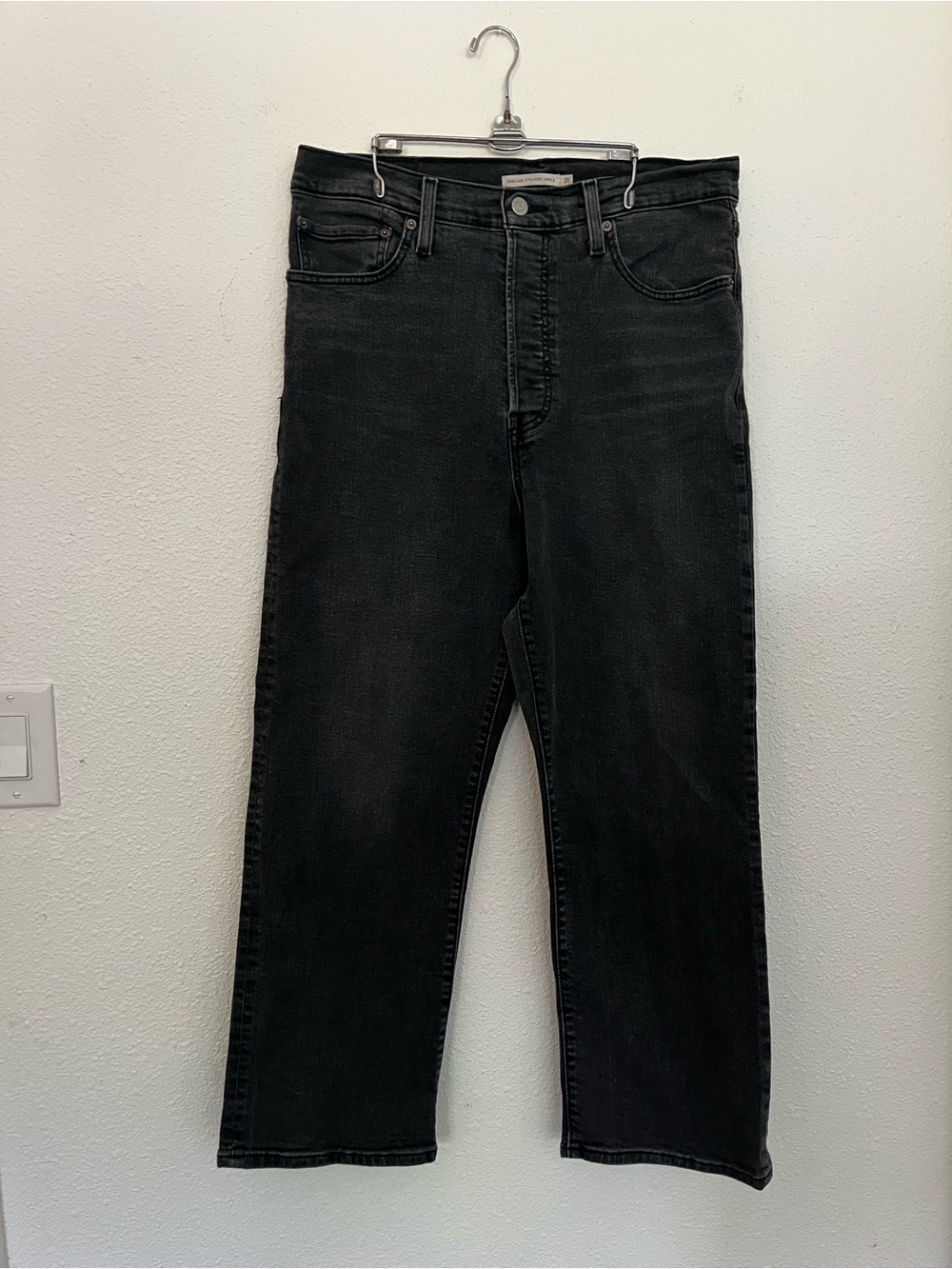 Levi’s Ribcage Straight Ankle Jeans